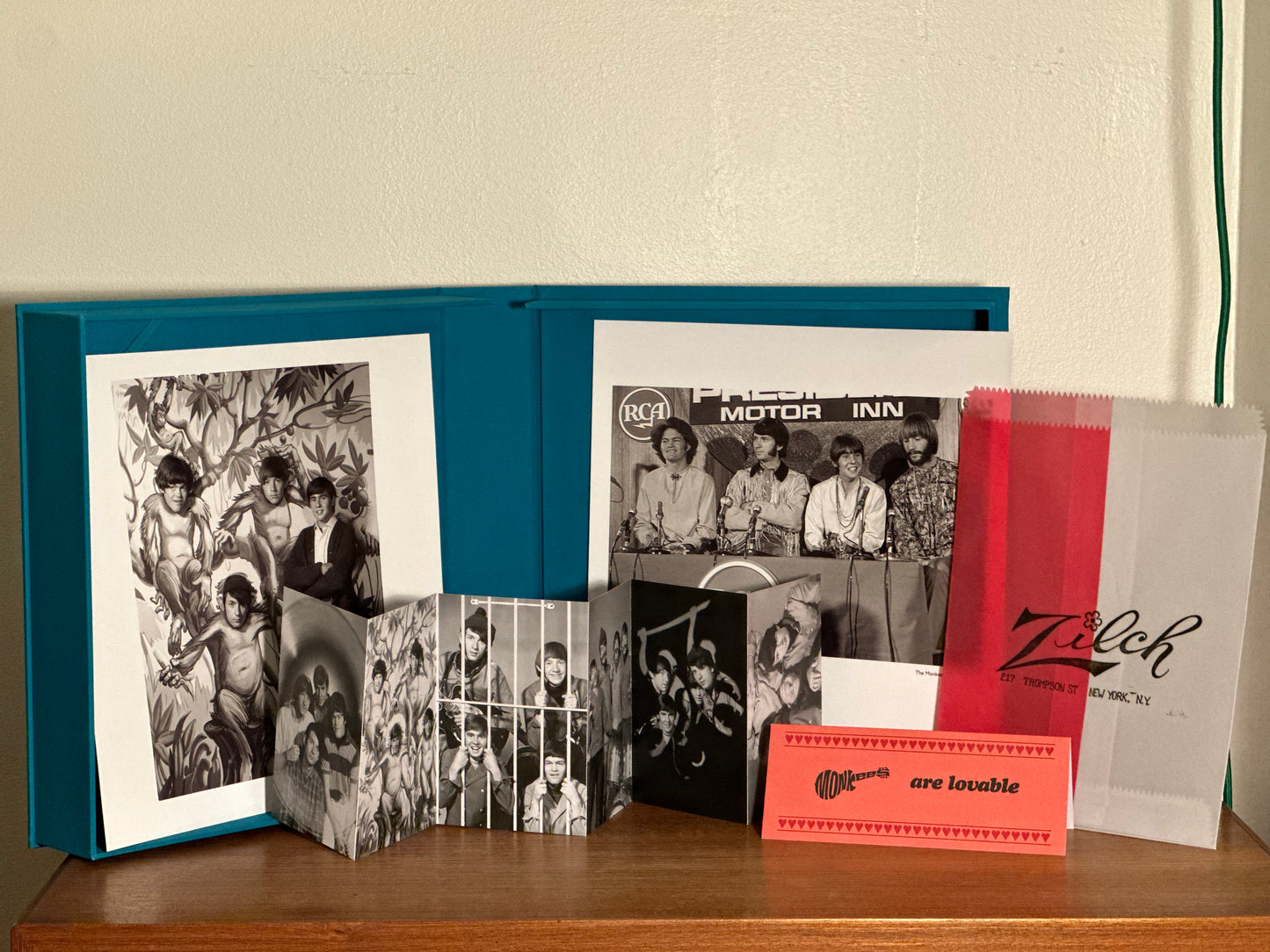 The Monkees Smoke-Filled Dreams: The Unseen Archive of Joe Russo - SUPER DELUXE EDITION